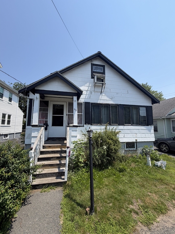 50 Waitt Park, Revere, Massachusetts, 4 Bedrooms Bedrooms, 10 Rooms Rooms,3 BathroomsBathrooms,Residential Income,For Sale,Waitt Park,73554839