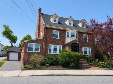 18 Pierce St, Malden, Massachusetts, 6 Bedrooms Bedrooms, 10 Rooms Rooms,4 BathroomsBathrooms,Residential Lease,For Rent,Pierce St,73554895