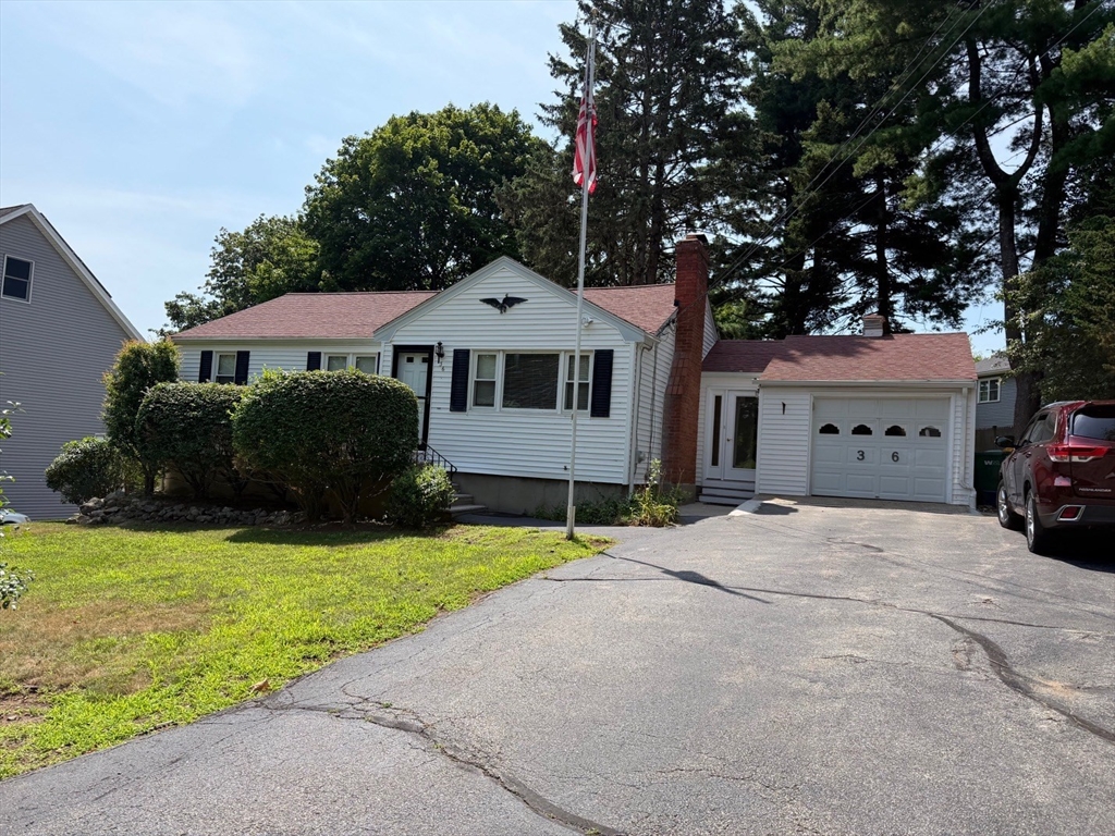 36 Carroll Rd, Woburn, Massachusetts, 3 Bedrooms Bedrooms, 5 Rooms Rooms,1 BathroomBathrooms,Residential Lease,For Rent,Carroll Rd,73554940