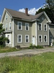 471 High St, Clinton, Massachusetts, 4 Bedrooms Bedrooms, 10 Rooms Rooms,2.5 BathroomsBathrooms,Residential Income,For Sale,High St,73543068