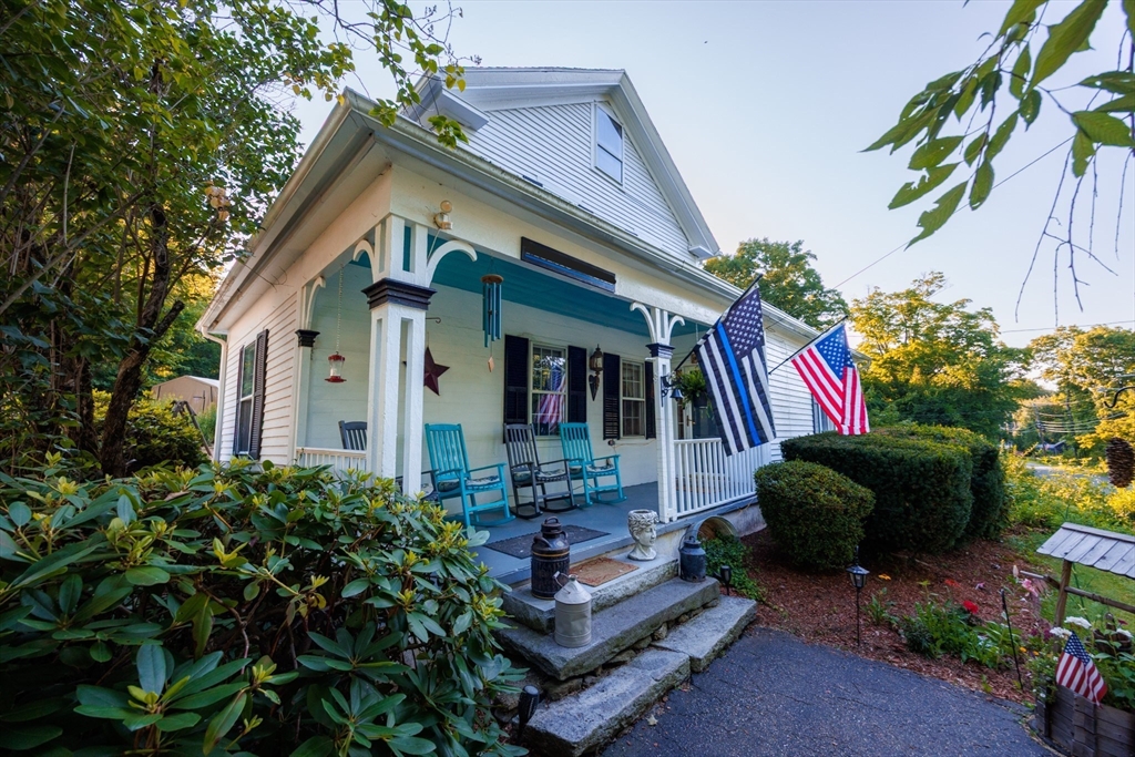 33 Coldbrook Road, Oakham, Massachusetts, 2 Bedrooms Bedrooms, 5 Rooms Rooms,1 BathroomBathrooms,Residential,For Sale,Coldbrook Road,73554943
