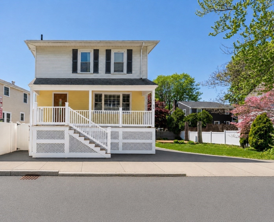 29 Bowman St, Malden, Massachusetts, 4 Bedrooms Bedrooms, 8 Rooms Rooms,3 BathroomsBathrooms,Residential,For Sale,Bowman St,73554947