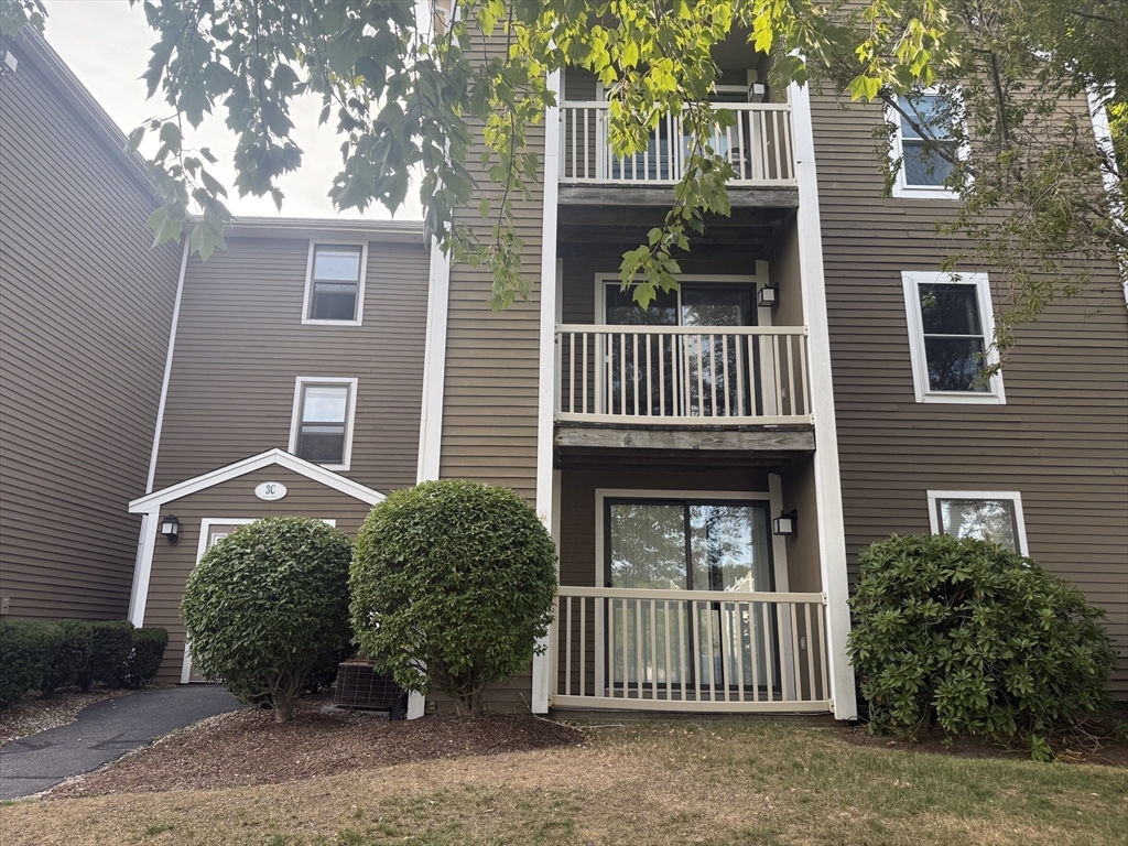 3 Marc Dr, Plymouth, Massachusetts, 2 Bedrooms Bedrooms, 5 Rooms Rooms,1.5 BathroomsBathrooms,Residential,For Sale,Marc Dr,73554957