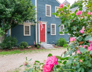18 County Street, Ipswich, Massachusetts, 3 Bedrooms Bedrooms, 6 Rooms Rooms,2.5 BathroomsBathrooms,Residential,For Sale,County Street,73554783