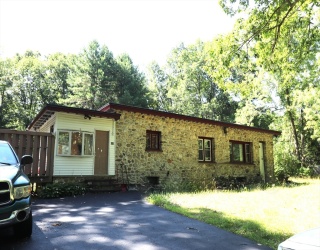 845 Stafford, Leicester, Massachusetts, 3 Bedrooms Bedrooms, 7 Rooms Rooms,1 BathroomBathrooms,Residential Lease,For Rent,Stafford,73554897