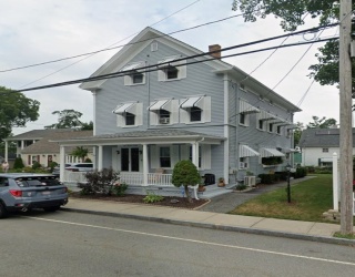 320 High, Somerset, Massachusetts, 2 Bedrooms Bedrooms, 5 Rooms Rooms,1 BathroomBathrooms,Residential Lease,For Rent,High,73554903