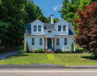 30 Worcester St, Taunton, Massachusetts, 2 Bedrooms Bedrooms, 5 Rooms Rooms,1 BathroomBathrooms,Residential,For Sale,Worcester St,73554817
