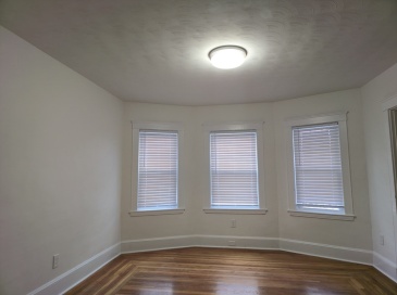 105 Fuller St, Boston, Massachusetts, 2 Bedrooms Bedrooms, 5 Rooms Rooms,1 BathroomBathrooms,Residential Lease,For Rent,Fuller St,73539293