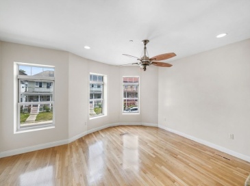 119 Homestead St, Boston, Massachusetts, 3 Bedrooms Bedrooms, 5 Rooms Rooms,2 BathroomsBathrooms,Residential Lease,For Rent,Homestead St,73554926