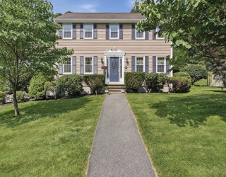 12 Heritage Drive, Woburn, Massachusetts, 5 Bedrooms Bedrooms, 12 Rooms Rooms,2 BathroomsBathrooms,Residential,For Sale,Heritage Drive,73554960