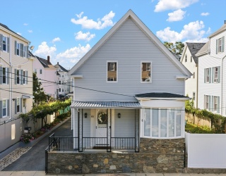 115 Division St, New Bedford, Massachusetts, 4 Bedrooms Bedrooms, 8 Rooms Rooms,2 BathroomsBathrooms,Residential,For Sale,Division St,73554983