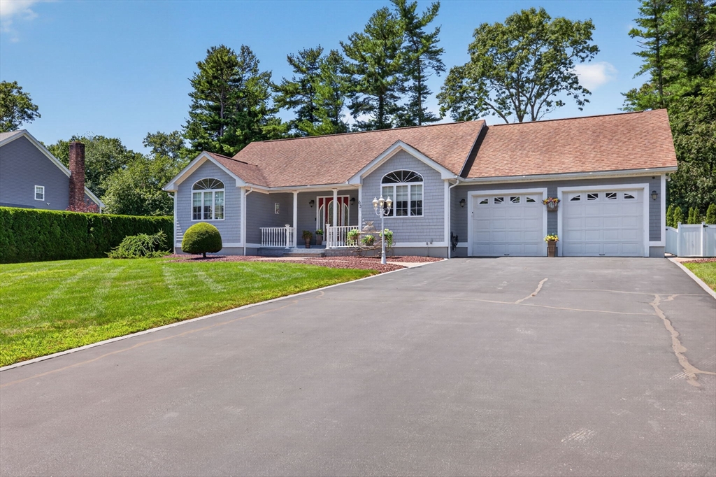 63 Ansel White Dr, Acushnet, Massachusetts, 3 Bedrooms Bedrooms, 6 Rooms Rooms,2.5 BathroomsBathrooms,Residential,For Sale,Ansel White Dr,73554982