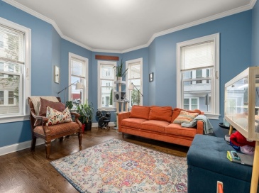 166 Boylston Street, Boston, Massachusetts, 2 Bedrooms Bedrooms, 5 Rooms Rooms,1 BathroomBathrooms,Residential,For Sale,Boylston Street,73529714