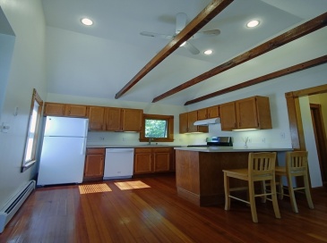 376 Grove St, Boston, Massachusetts, 2 Bedrooms Bedrooms, 6 Rooms Rooms,2 BathroomsBathrooms,Residential Lease,For Rent,Grove St,73555000
