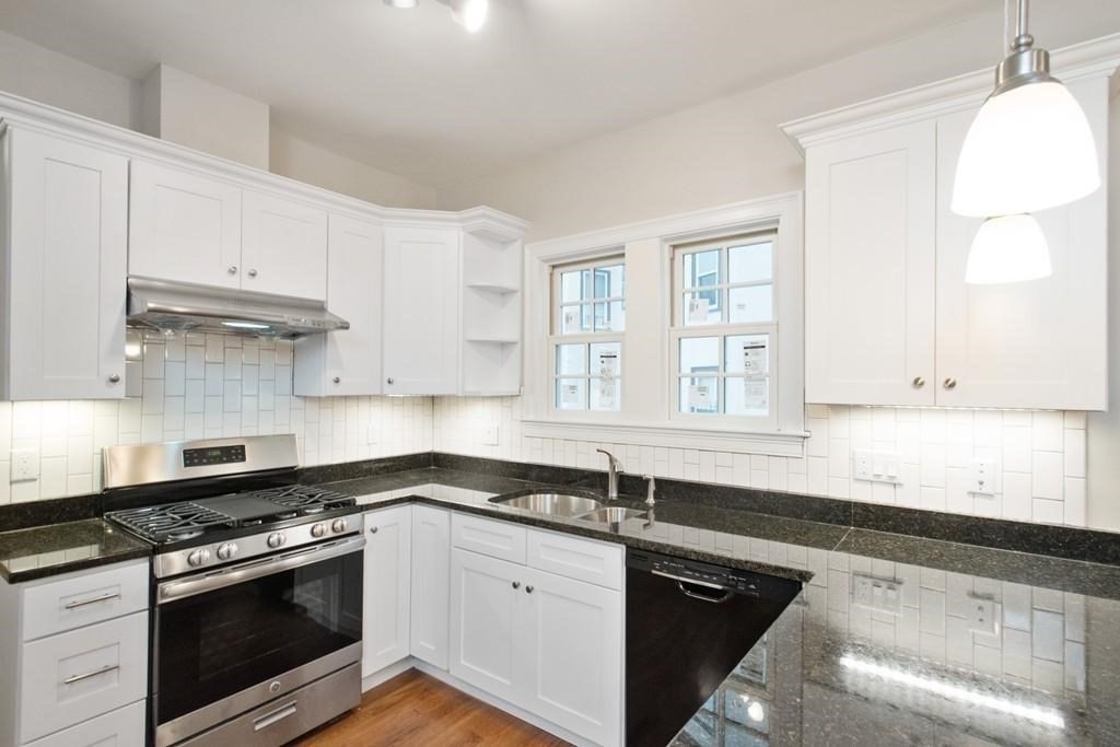 101 Lanark, Boston, Massachusetts, 4 Bedrooms Bedrooms, 7 Rooms Rooms,2 BathroomsBathrooms,Residential Lease,For Rent,Lanark,73555009