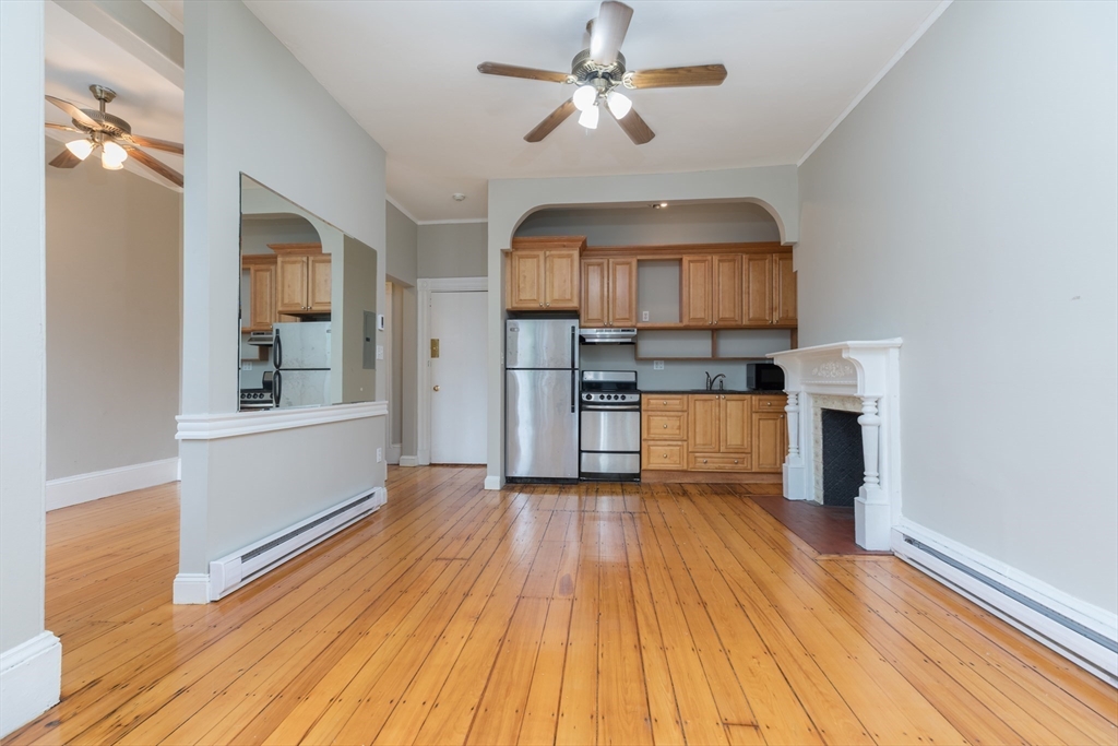 16 Cumberland St, Boston, Massachusetts, 2 Rooms Rooms,1 BathroomBathrooms,Residential Lease,For Rent,Cumberland St,73549842