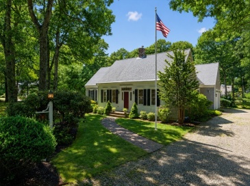 2 Huckleberry Dr, Orleans, Massachusetts, 4 Bedrooms Bedrooms, 8 Rooms Rooms,3.5 BathroomsBathrooms,Residential,For Sale,Huckleberry Dr,73552043 2 Huckleberry Dr, Orleans, Massachusetts, 4 Bedrooms Bedrooms, 8 Rooms Rooms,3.5 BathroomsBathrooms,Residential,For Sale,Huckleberry Dr,73552043