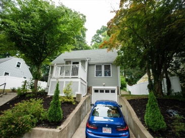 592 Poplar St, Boston, Massachusetts, 3 Bedrooms Bedrooms, 6 Rooms Rooms,2.5 BathroomsBathrooms,Residential Lease,For Rent,Poplar St,73555049