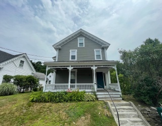 21 Court Street, Groton, Massachusetts, 2 Bedrooms Bedrooms, 6 Rooms Rooms,1 BathroomBathrooms,Residential Lease,For Rent,Court Street,73555083