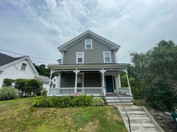 21 Court Street, Groton, Massachusetts, 2 Bedrooms Bedrooms, 6 Rooms Rooms,1 BathroomBathrooms,Residential Lease,For Rent,Court Street,73555083 21 Court Street, Groton, Massachusetts, 2 Bedrooms Bedrooms, 6 Rooms Rooms,1 BathroomBathrooms,Residential Lease,For Rent,Court Street,73555083