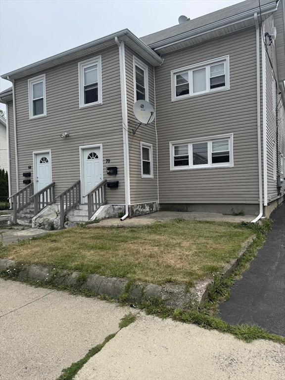 68-70 Russell St, Malden, Massachusetts, 4 Bedrooms Bedrooms, 18 Rooms Rooms,Residential Income,For Sale,Russell St,73555084