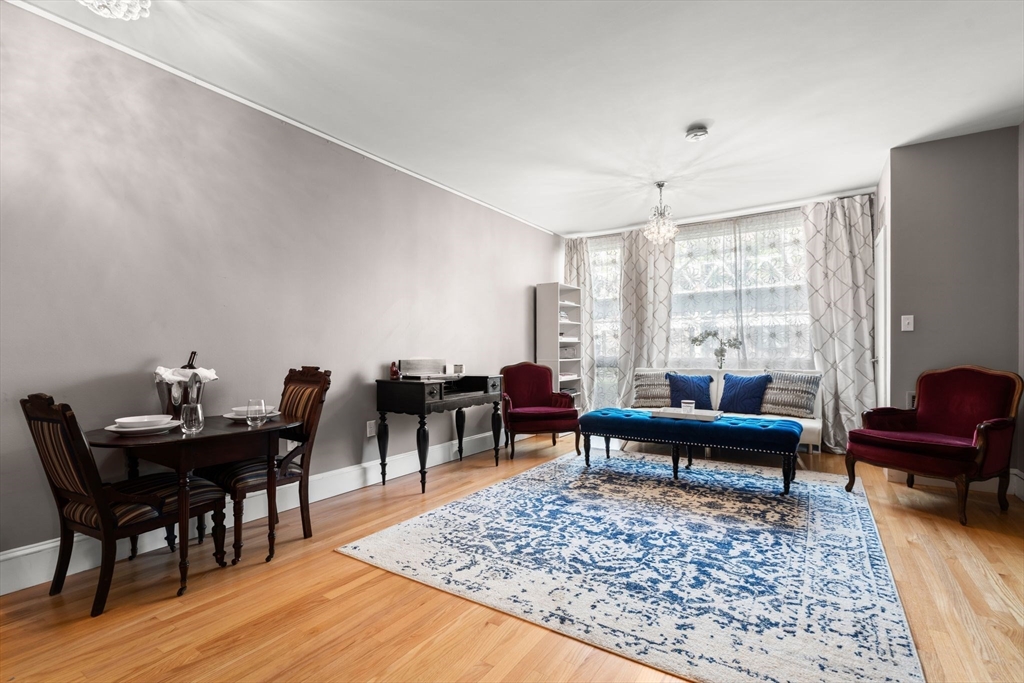 42 Eighth, Boston, Massachusetts, 2 Rooms Rooms,1 BathroomBathrooms,Residential Lease,For Rent,Eighth,73542924