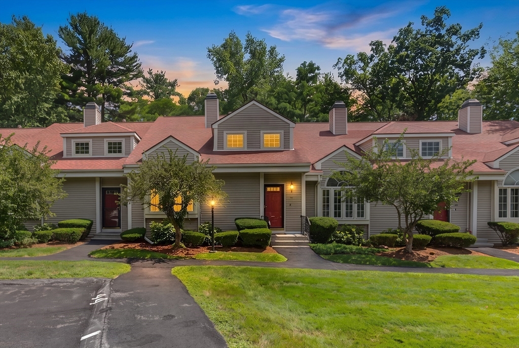 237 South St, Shrewsbury, Massachusetts, 2 Bedrooms Bedrooms, 6 Rooms Rooms,2.5 BathroomsBathrooms,Residential,For Sale,South St,73555154