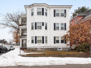 285 Green St, Brockton, Massachusetts, 4 Bedrooms Bedrooms, 7 Rooms Rooms,1 BathroomBathrooms,Residential Lease,For Rent,Green St,73555099 285 Green St, Brockton, Massachusetts, 4 Bedrooms Bedrooms, 7 Rooms Rooms,1 BathroomBathrooms,Residential Lease,For Rent,Green St,73555099