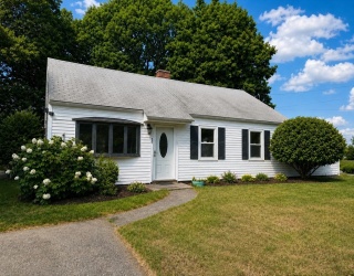 20 Rayburn Rd, Stoughton, Massachusetts, 3 Bedrooms Bedrooms, 5 Rooms Rooms,1 BathroomBathrooms,Residential,For Sale,Rayburn Rd,73555059