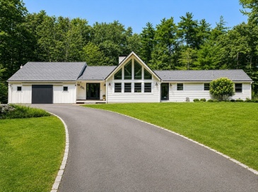 291 Cross, Norwell, Massachusetts, 3 Bedrooms Bedrooms, 8 Rooms Rooms,3 BathroomsBathrooms,Residential Lease,For Rent,Cross,73555119