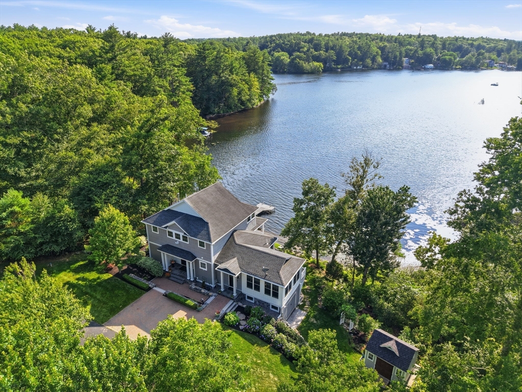 6 Weetamoo Way, Westford, Massachusetts, 3 Bedrooms Bedrooms, 7 Rooms Rooms,2.5 BathroomsBathrooms,Residential,For Sale,Weetamoo Way,73555120