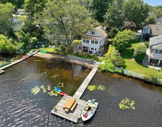 44 Lakeshore Dr, Essex, Massachusetts, 3 Bedrooms Bedrooms, 7 Rooms Rooms,1 BathroomBathrooms,Residential,For Sale,Lakeshore Dr,73554561