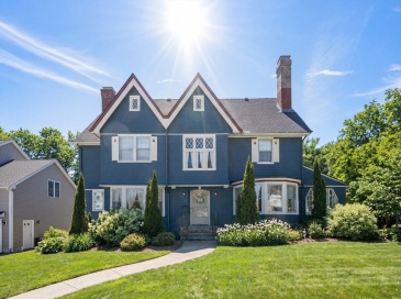 25 Kenwood Ave, Worcester, Massachusetts, 4 Bedrooms Bedrooms, 7 Rooms Rooms,1.5 BathroomsBathrooms,Residential,For Sale,Kenwood Ave,73554564 25 Kenwood Ave, Worcester, Massachusetts, 4 Bedrooms Bedrooms, 7 Rooms Rooms,1.5 BathroomsBathrooms,Residential,For Sale,Kenwood Ave,73554564