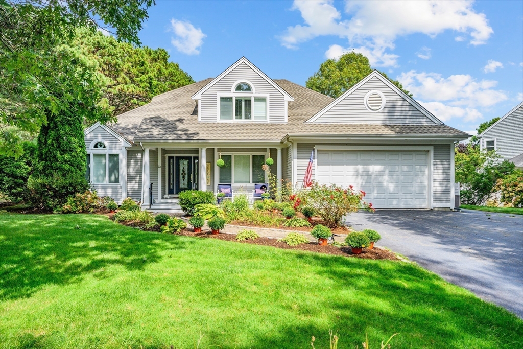 72 Bayshore Drive, Mashpee, Massachusetts, 3 Bedrooms Bedrooms, 8 Rooms Rooms,5 BathroomsBathrooms,Residential,For Sale,Bayshore Drive,73535361