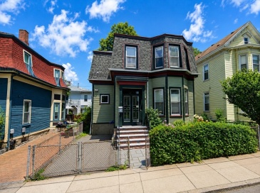 15 Beethoven St, Boston, Massachusetts, 3 Bedrooms Bedrooms, 8 Rooms Rooms,2 BathroomsBathrooms,Residential Lease,For Rent,Beethoven St,73546824 15 Beethoven St, Boston, Massachusetts, 3 Bedrooms Bedrooms, 8 Rooms Rooms,2 BathroomsBathrooms,Residential Lease,For Rent,Beethoven St,73546824