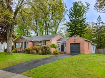 535 Converse St, Longmeadow, Massachusetts, 3 Bedrooms Bedrooms, 5 Rooms Rooms,2.5 BathroomsBathrooms,Residential,For Sale,Converse St,73518808