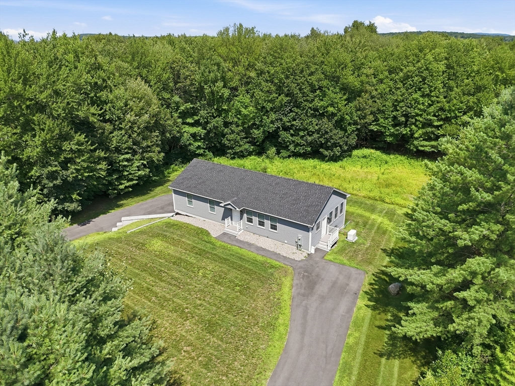 85 Waid Rd, Monson, Massachusetts, 3 Bedrooms Bedrooms, 5 Rooms Rooms,2 BathroomsBathrooms,Residential,For Sale,Waid Rd,73555195