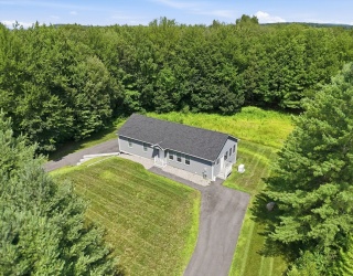 85 Waid Rd, Monson, Massachusetts, 3 Bedrooms Bedrooms, 5 Rooms Rooms,2 BathroomsBathrooms,Residential,For Sale,Waid Rd,73555195