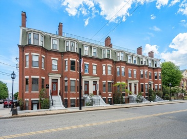 95 Court St, Plymouth, Massachusetts, 1 Bedroom Bedrooms, 3 Rooms Rooms,1 BathroomBathrooms,Residential,For Sale,Court St,73540900