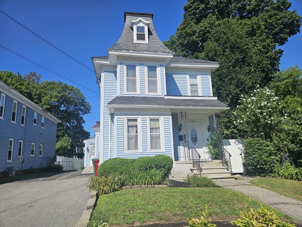 399 Stevens, Lowell, Massachusetts, 3 Bedrooms Bedrooms, 9 Rooms Rooms,1.5 BathroomsBathrooms,Residential,For Sale,Stevens,73555208
