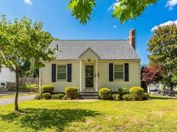 58 Bailey St, Worcester, Massachusetts, 3 Bedrooms Bedrooms, 4 Rooms Rooms,2 BathroomsBathrooms,Residential,For Sale,Bailey St,73555212