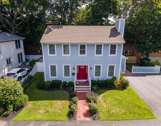 8 Spinney Path, Lynn, Massachusetts, 3 Bedrooms Bedrooms, 6 Rooms Rooms,2 BathroomsBathrooms,Residential,For Sale,Spinney Path,73555214