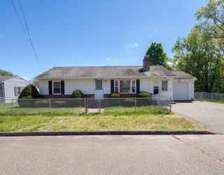 41 Hicks St, Chicopee, Massachusetts, 3 Bedrooms Bedrooms, 5 Rooms Rooms,1 BathroomBathrooms,Residential,For Sale,Hicks St,73530891