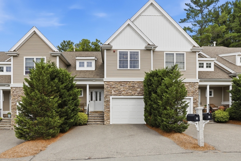 6 Leanne Way, Franklin, Massachusetts, 2 Bedrooms Bedrooms, 5 Rooms Rooms,2.5 BathroomsBathrooms,Residential,For Sale,Leanne Way,73555236