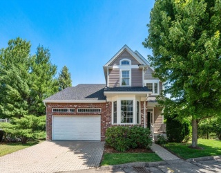7 Riverwalk Ln, Walpole, Massachusetts, 2 Bedrooms Bedrooms, 6 Rooms Rooms,2.5 BathroomsBathrooms,Residential,For Sale,Riverwalk Ln,73555251