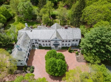 200 Pond Road, Wellesley, Massachusetts, 8 Bedrooms Bedrooms, 20 Rooms Rooms,7.5 BathroomsBathrooms,Residential,For Sale,Pond Road,73329026