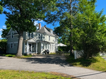 180 Warren, Needham, Massachusetts, 3 Bedrooms Bedrooms, 6 Rooms Rooms,1.5 BathroomsBathrooms,Residential Lease,For Rent,Warren,73555271