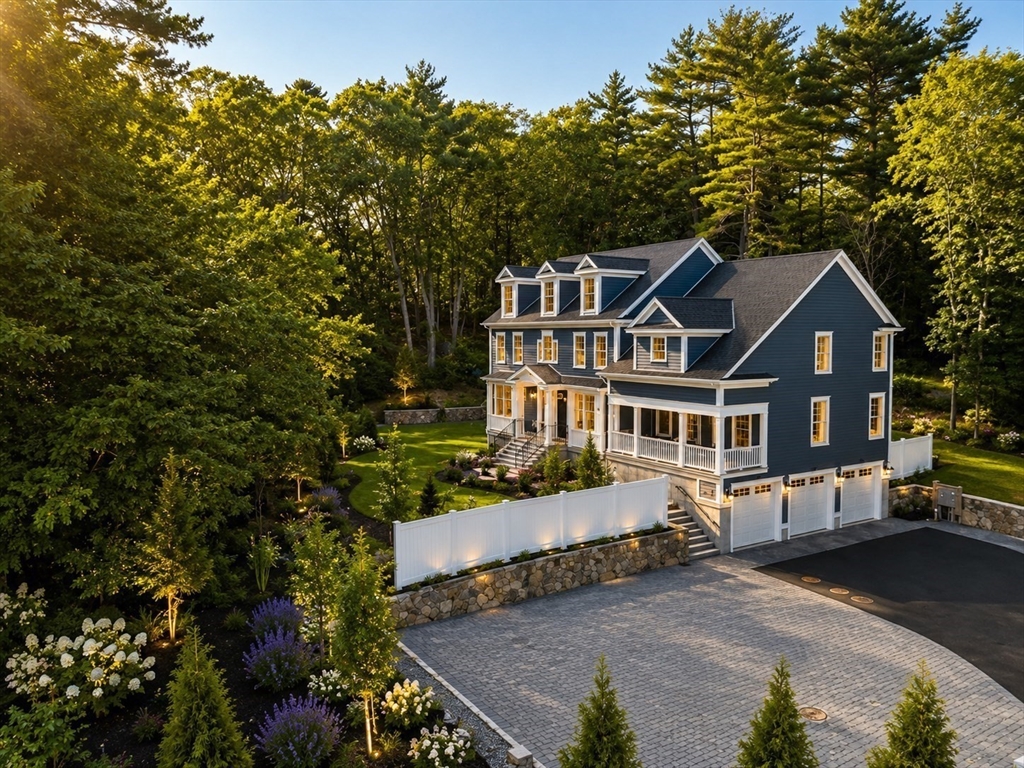 20 Shuttleworth Place, Dedham, Massachusetts, 5 Bedrooms Bedrooms, 13 Rooms Rooms,5 BathroomsBathrooms,Residential,For Sale,Shuttleworth Place,73555272