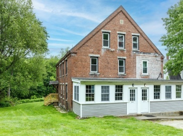 365-367 Princeton Road, Fitchburg, Massachusetts, 4 Bedrooms Bedrooms, 8 Rooms Rooms,2 BathroomsBathrooms,Residential Lease,For Rent,Princeton Road,73530479 365-367 Princeton Road, Fitchburg, Massachusetts, 4 Bedrooms Bedrooms, 8 Rooms Rooms,2 BathroomsBathrooms,Residential Lease,For Rent,Princeton Road,73530479