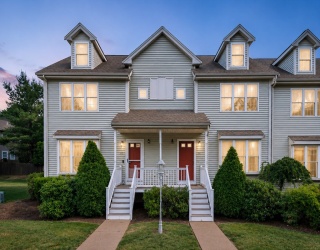 646 Bedford Street, Whitman, Massachusetts, 2 Bedrooms Bedrooms, 5 Rooms Rooms,1.5 BathroomsBathrooms,Residential,For Sale,Bedford Street,73538451